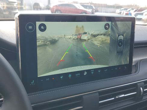 New 2026 Lincoln Corsair Premiere image 21