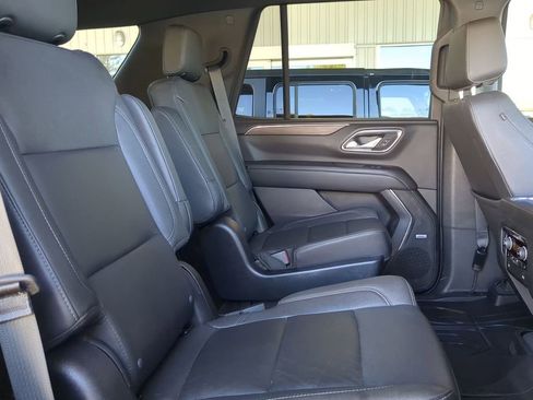 Used 2023 Chevrolet Tahoe Z71 w/ Luxury Package image 7