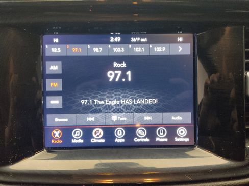 Used 2022 Dodge Durango SXT image 25