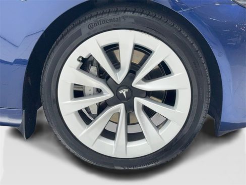 Used 2021 Tesla Model 3 Standard Range Plus image 56