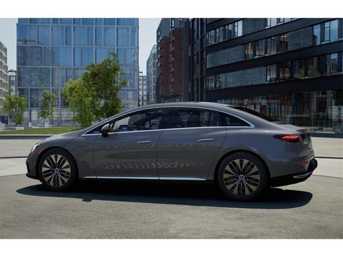 Used 2024 Mercedes-Benz EQE 350+ 4MATIC Sedan image 32