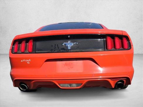 Used 2016 Ford Mustang Coupe image 13