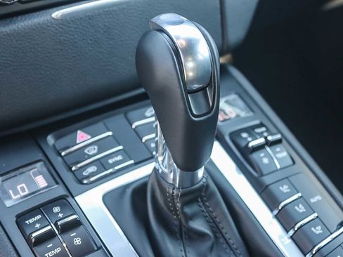 Used 2018 Porsche Macan GTS image 16