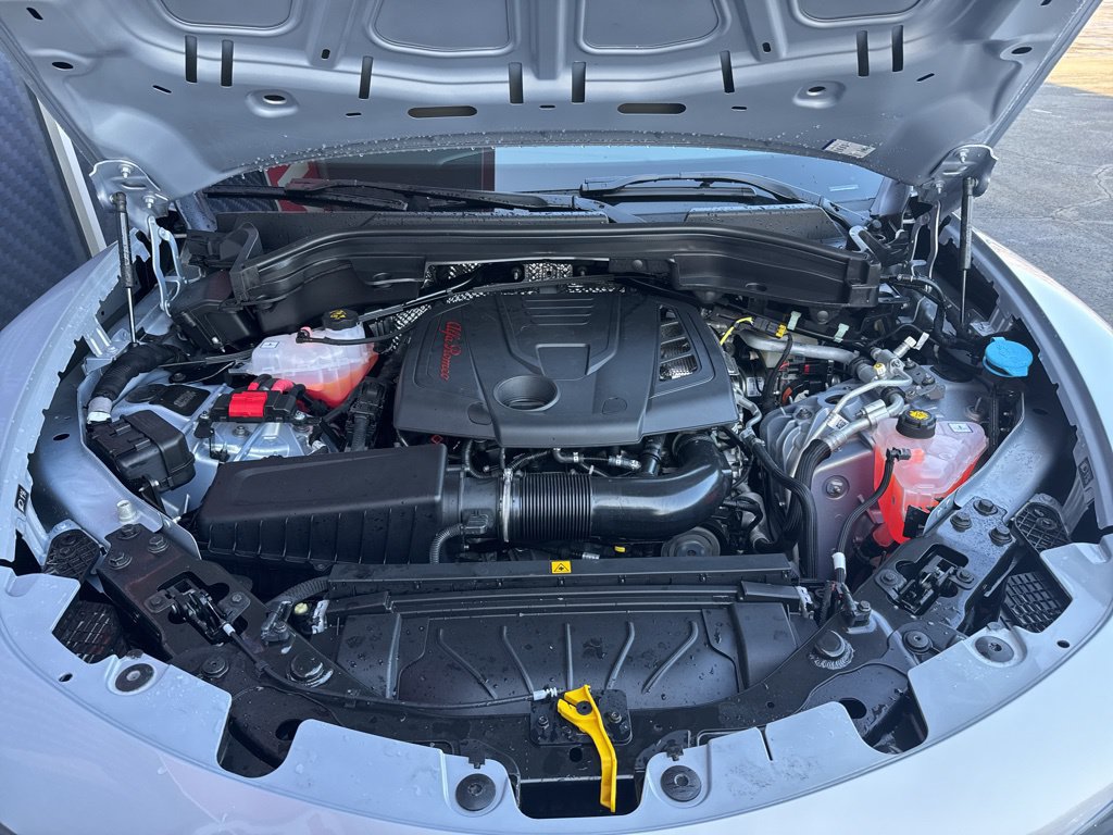 New 2026 Alfa Romeo Stelvio Sprint AWD/4WD image 24