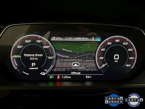 Used 2022 Audi e-tron Premium Plus w/ Premium Plus Package image 9