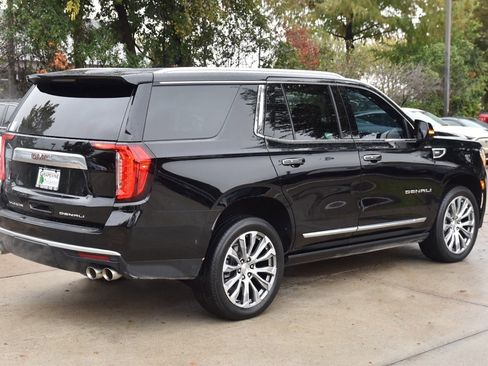 Used 2023 GMC Yukon Denali w/ LPO, Floor Liner Package image 7