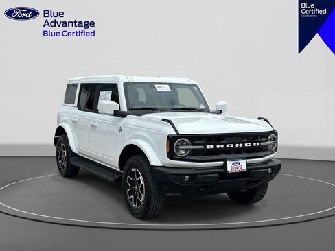 Certified 2025 Ford Bronco Outer Banks AWD/4WD image 4