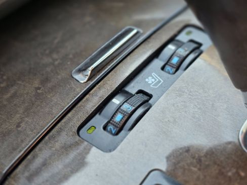 Used 2011 Lexus IS 250 Sport w/ Premium Pkg Value Edition image 26