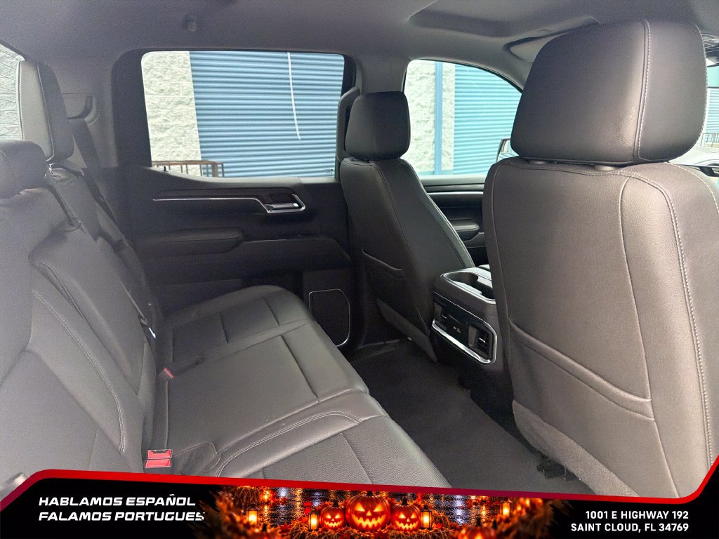 Used 2023 GMC Sierra 1500 SLT w/ SLT Premium Package AWD/4WD image 32
