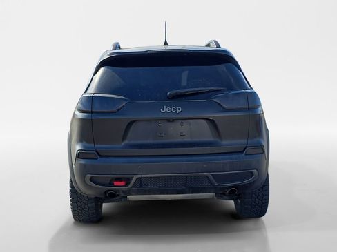 Used 2019 Jeep Cherokee Trailhawk image 5
