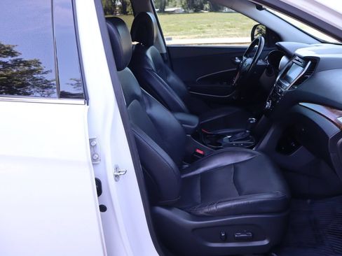 Used 2017 Hyundai Santa Fe Limited AWD/4WD image 24