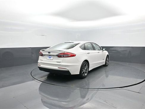 Certified 2019 Ford Fusion Titanium image 7