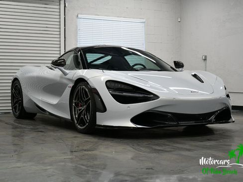 Used 2018 McLaren 720S RWD image 17