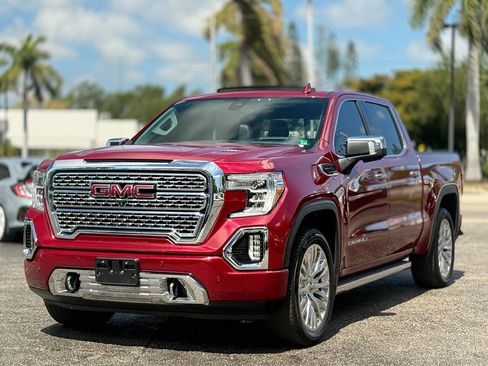 Used 2019 GMC Sierra 1500 Denali w/ Denali Ultimate Package AWD/4WD image 1