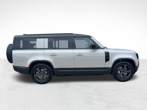 New 2026 Land Rover Defender 130 S image 8