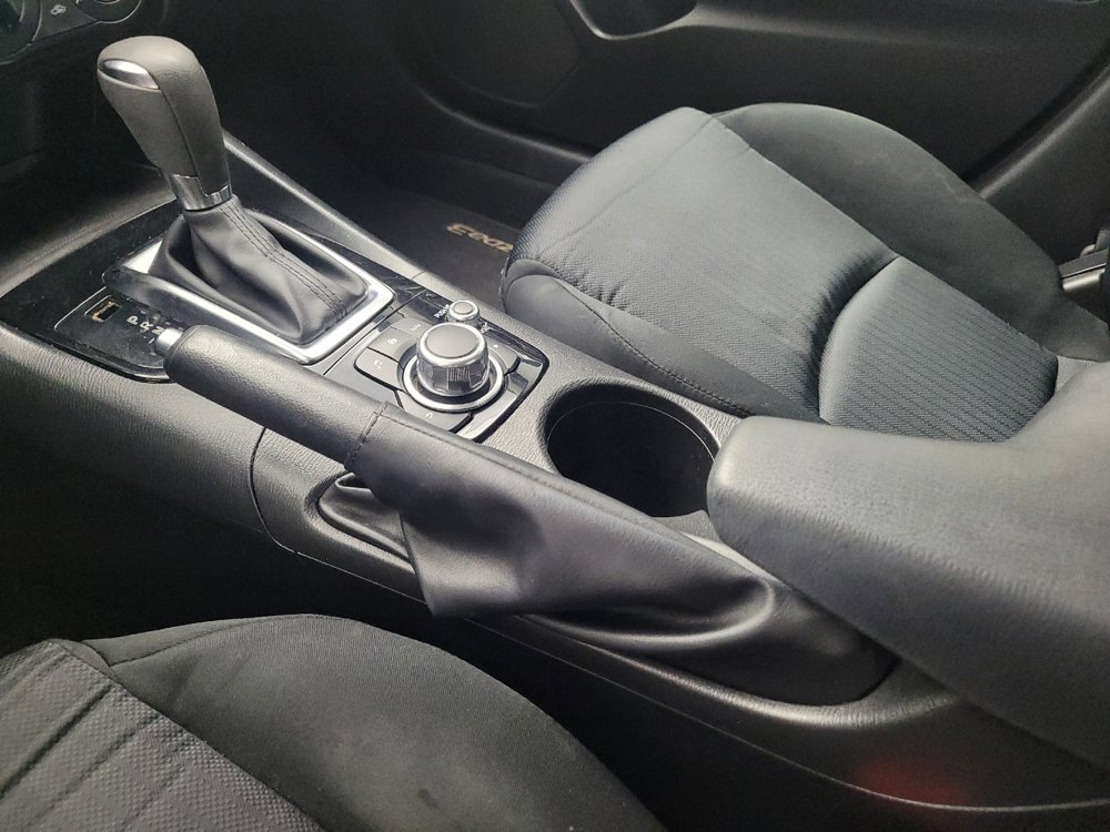 Used 2016 MAZDA MAZDA3 i Sport FWD image 26