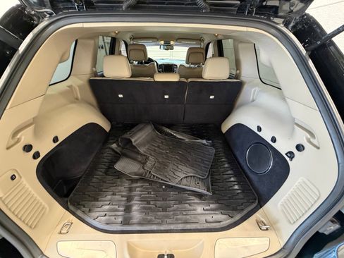 Used 2014 Jeep Grand Cherokee Limited w/ Trailer Tow Group IV AWD/4WD image 26