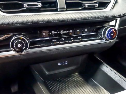 Used 2026 Chevrolet Equinox LT w/ LPO, Floor Liner Package image 24