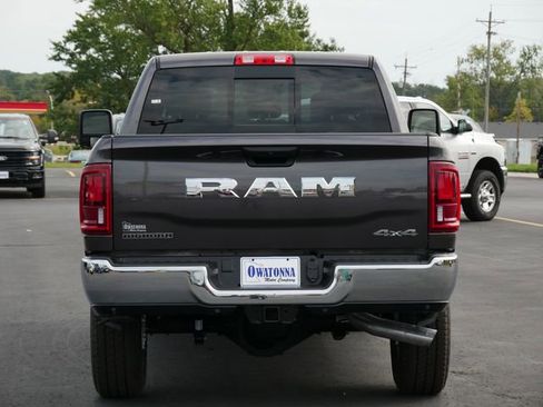 New 2026 RAM 3500 Big Horn AWD/4WD image 6