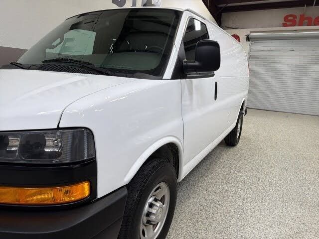 Used 2022 Chevrolet Express 2500 w/ Driver Convenience Package RWD image 10