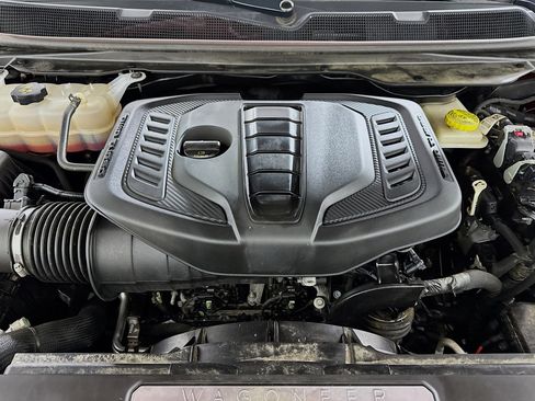 Used 2024 Jeep Wagoneer Series II image 30