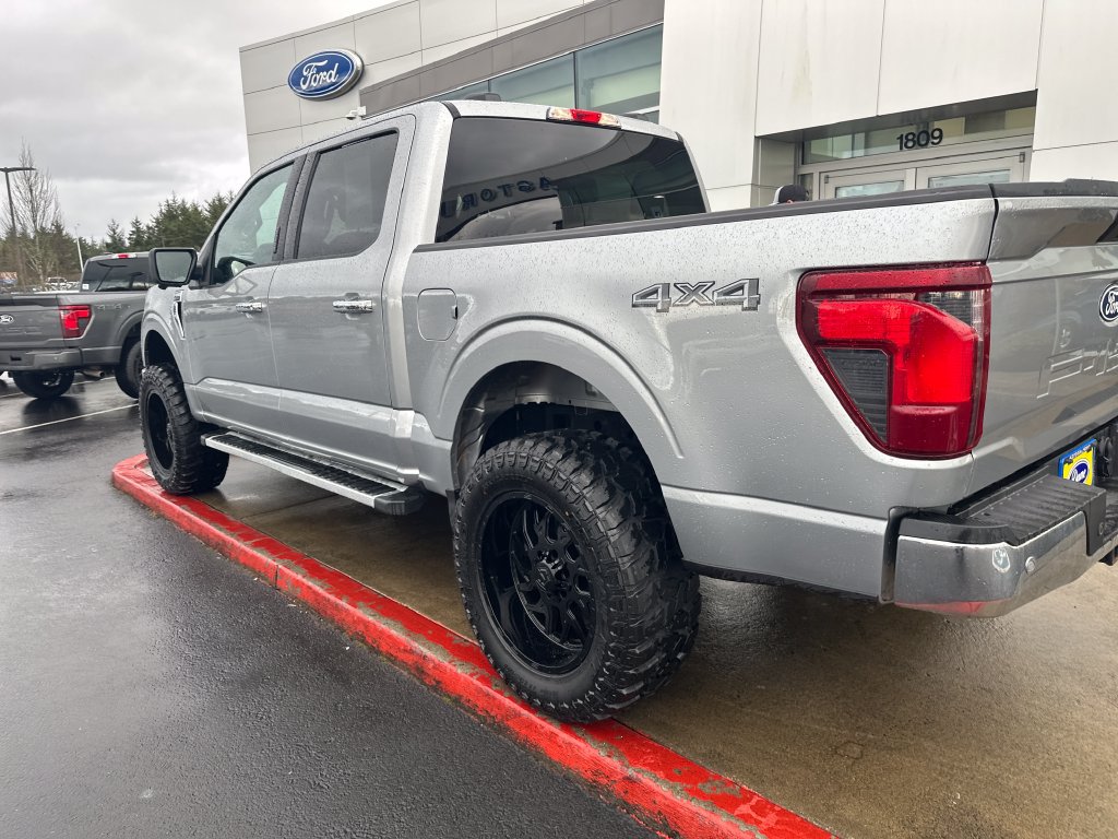 Used 2024 Ford F150 XLT w/ Tow/Haul Package AWD/4WD image 2