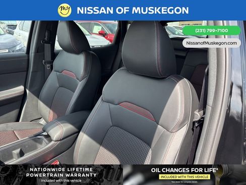 New 2025 Nissan Kicks SR image 12