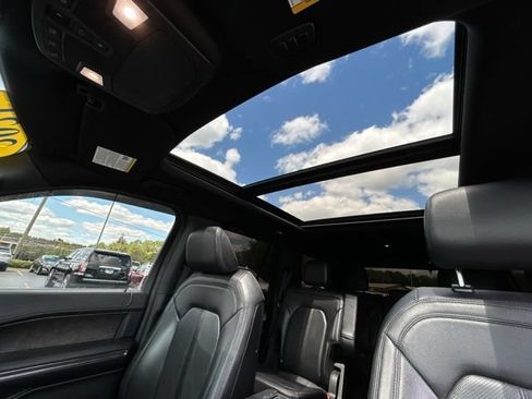 Used 2021 Ford Expedition Limited AWD/4WD image 34