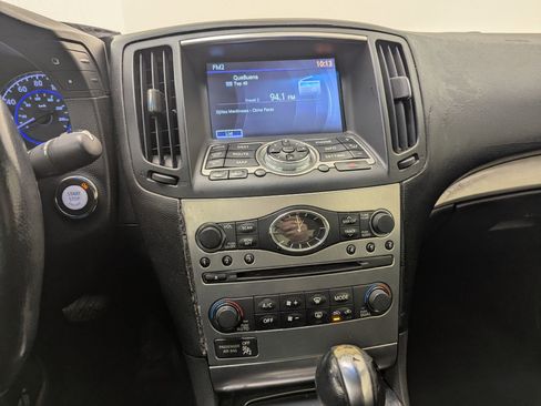 Used 2011 INFINITI G37 Journey w/ Premium Pkg image 21