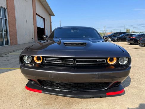 Used 2023 Dodge Challenger GT image 3