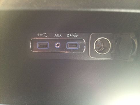 Used 2019 Jeep Grand Cherokee Altitude AWD/4WD image 31