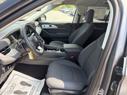 New 2026 Ford Explorer Active AWD/4WD image 12