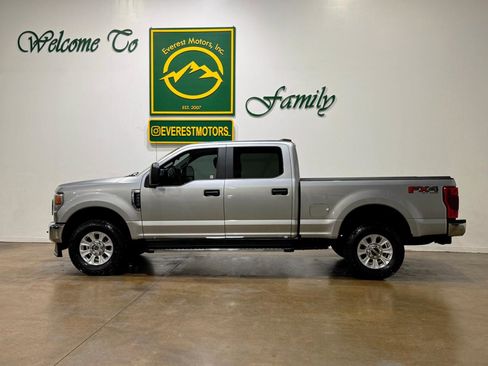 Used 2021 Ford F250 XL w/ STX Appearance Package image 5
