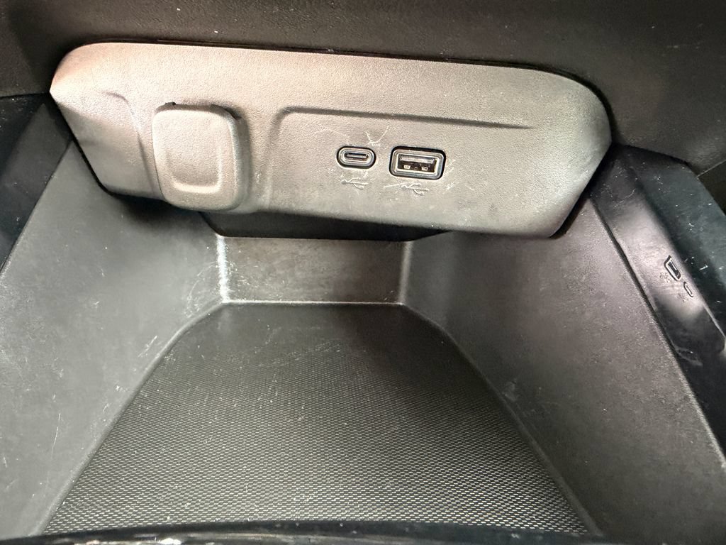 Used 2025 Chevrolet Trax ACTIV w/ Driver Confidence Package FWD image 29