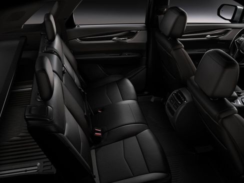 New 2026 Cadillac XT5 Premium Luxury w/ Driver Assist Package FWD image 11