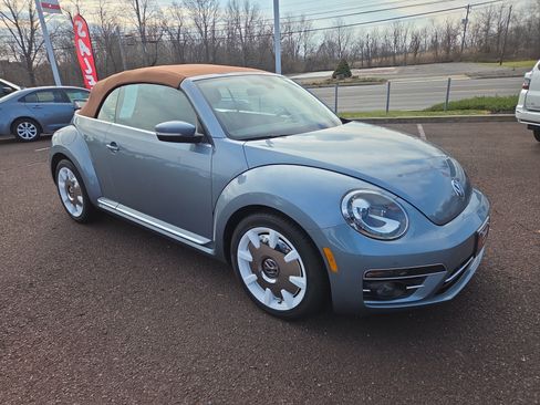 Used 2019 Volkswagen Beetle 2.0T Final Edition SEL image 13