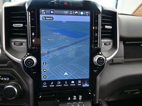 Used 2025 RAM 1500 Big Horn image 19