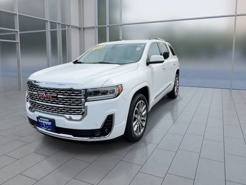 Used 2023 GMC Acadia Denali FWD image 4