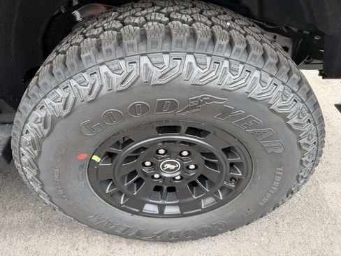 New 2026 Ford Bronco 2-Door w/ Sasquatch Package AWD/4WD image 35