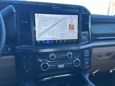 Used 2026 Ford F350 Lariat w/ Chrome Package image 31