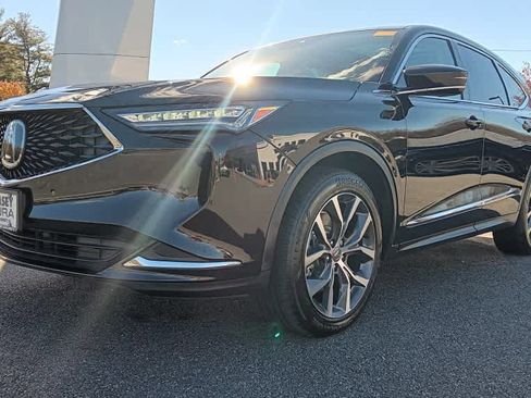 Used 2023 Acura MDX SH-AWD w/ Technology Package image 9