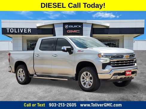 Used 2022 Chevrolet Silverado 1500 LTZ w/ LTZ Convenience Package II AWD/4WD image 1