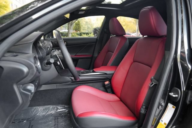 Used 2024 Lexus IS 300 F Sport RWD image 35