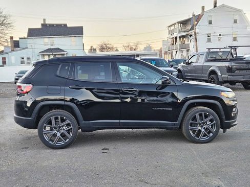 New 2026 Jeep Compass Limited w/ Sun, Sound & Navigation Group image 5