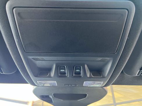 Used 2024 Ford Escape ST-Line w/ Tech Pack #1 AWD/4WD image 40