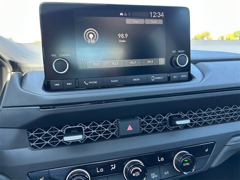 New 2025 Honda Accord SE image 23