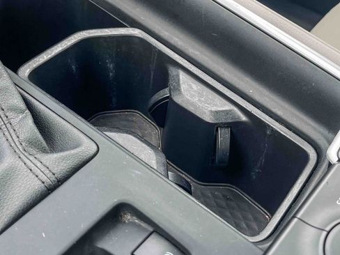 Used 2024 Toyota Grand Highlander XLE image 32