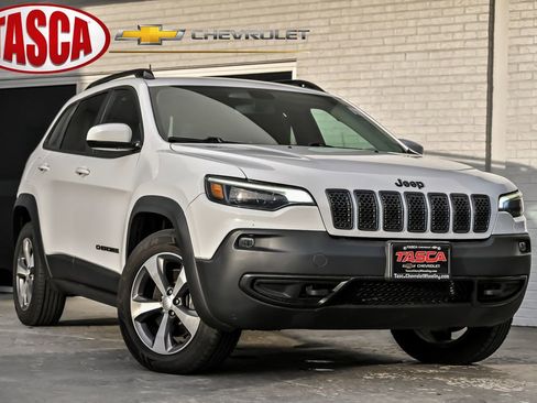 Used 2020 Jeep Cherokee Latitude w/ Quick Order Package 26F North AWD/4WD image 1