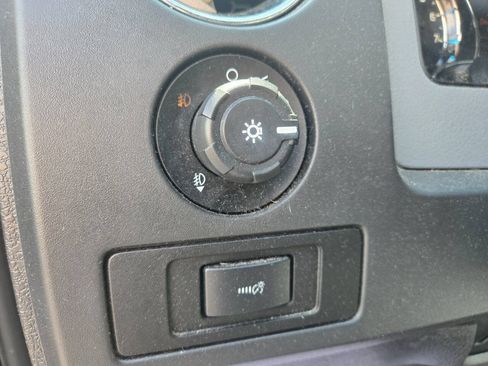 Used 2013 Ford F150 XLT w/ Luxury Equipment Group AWD/4WD image 18