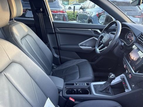 Used 2023 Audi Q3 2.0T Premium w/ Convenience Package image 28